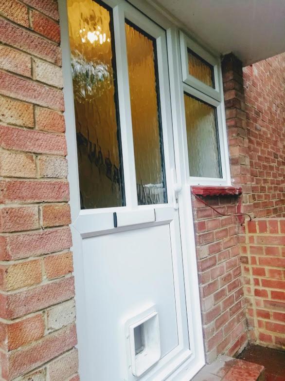 Ferienwohnung Cozy Loft In Bushey, 20 Mins By Train To Euston London Exterior foto