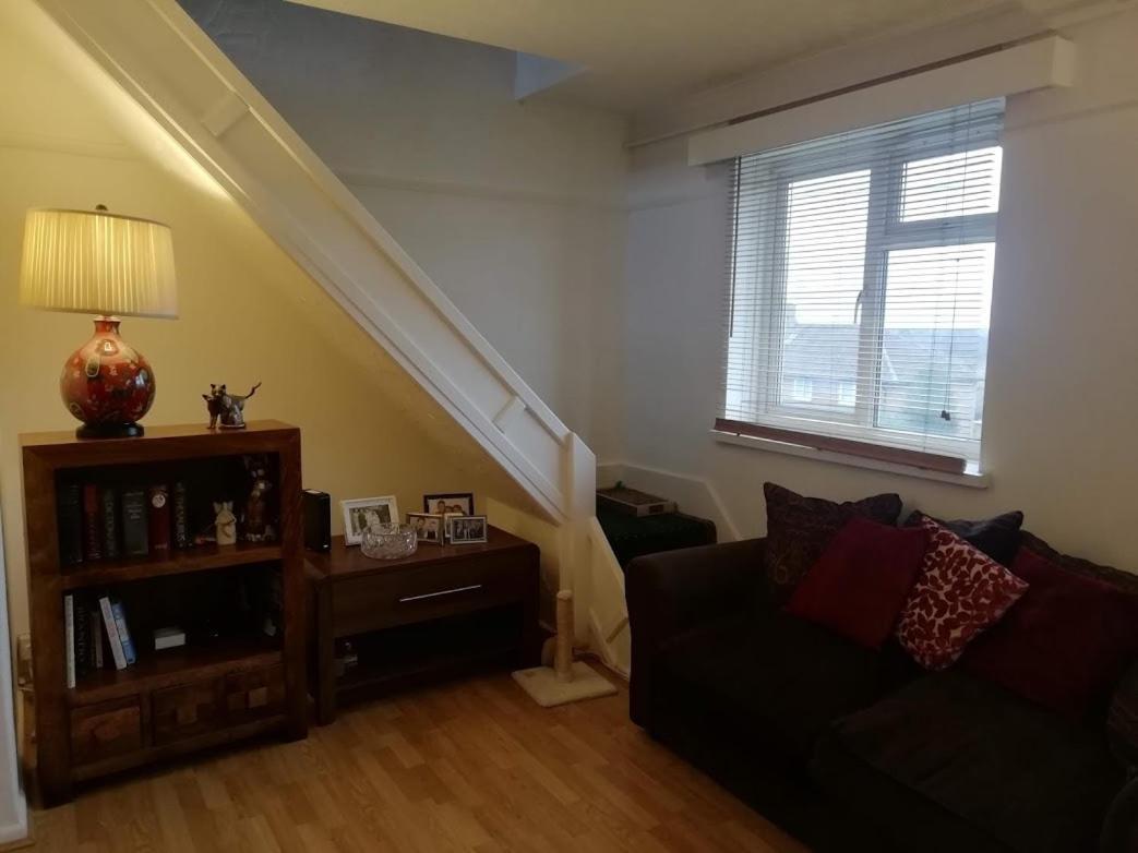 Ferienwohnung Cozy Loft In Bushey, 20 Mins By Train To Euston London Exterior foto